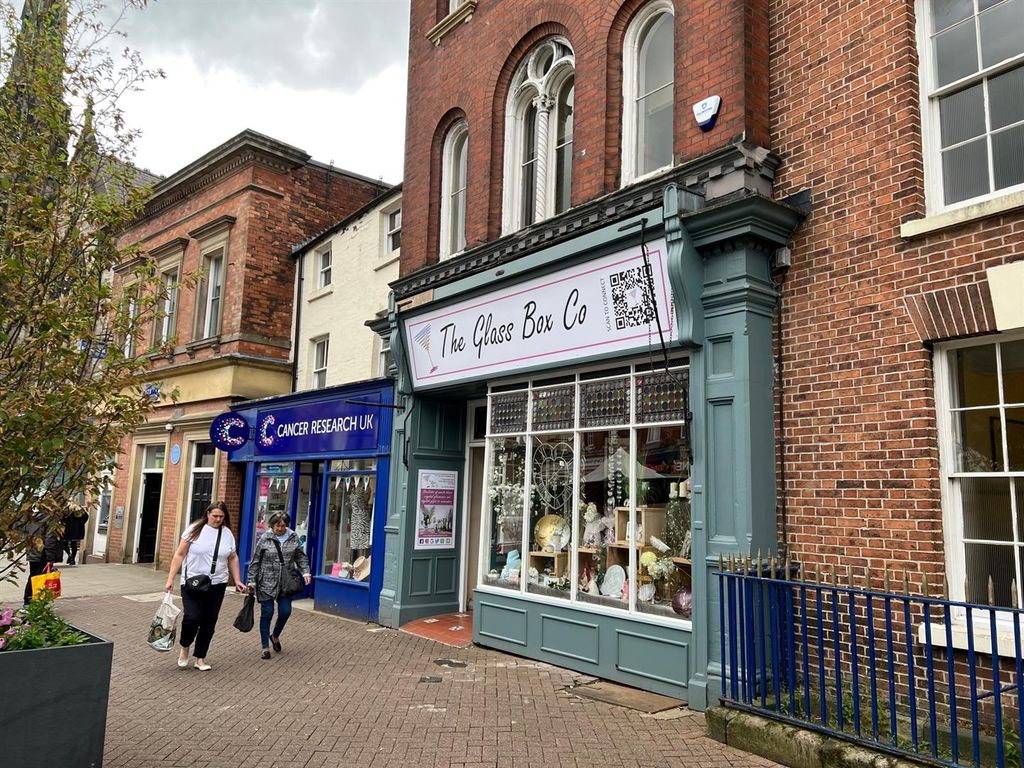 Retail premises to let in 12 Derby Street, Leek, Staffordshire ST13, £17,500 pa