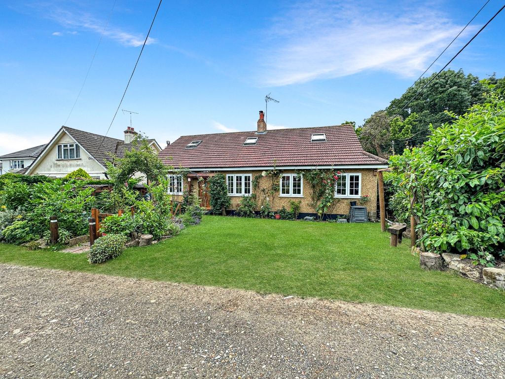2 bed bungalow for sale in Swale Road, Benfleet SS7, £550,000
