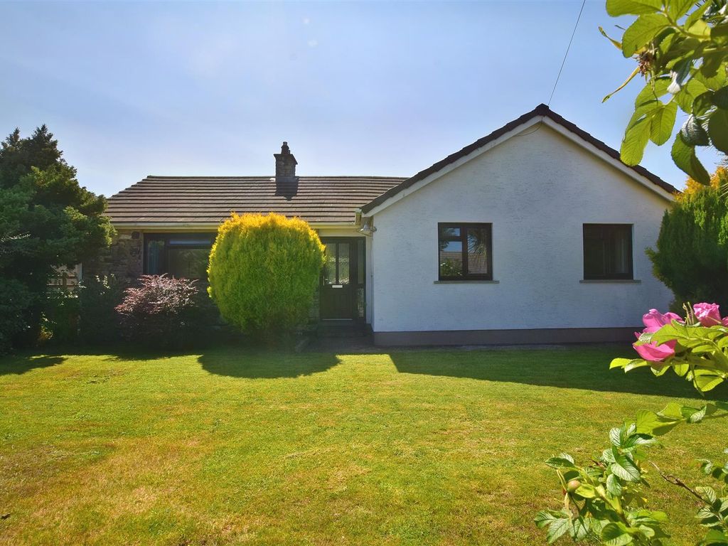 4 bed detached bungalow for sale in Spring Hill, Dinas Cross, Newport SA42, £390,000
