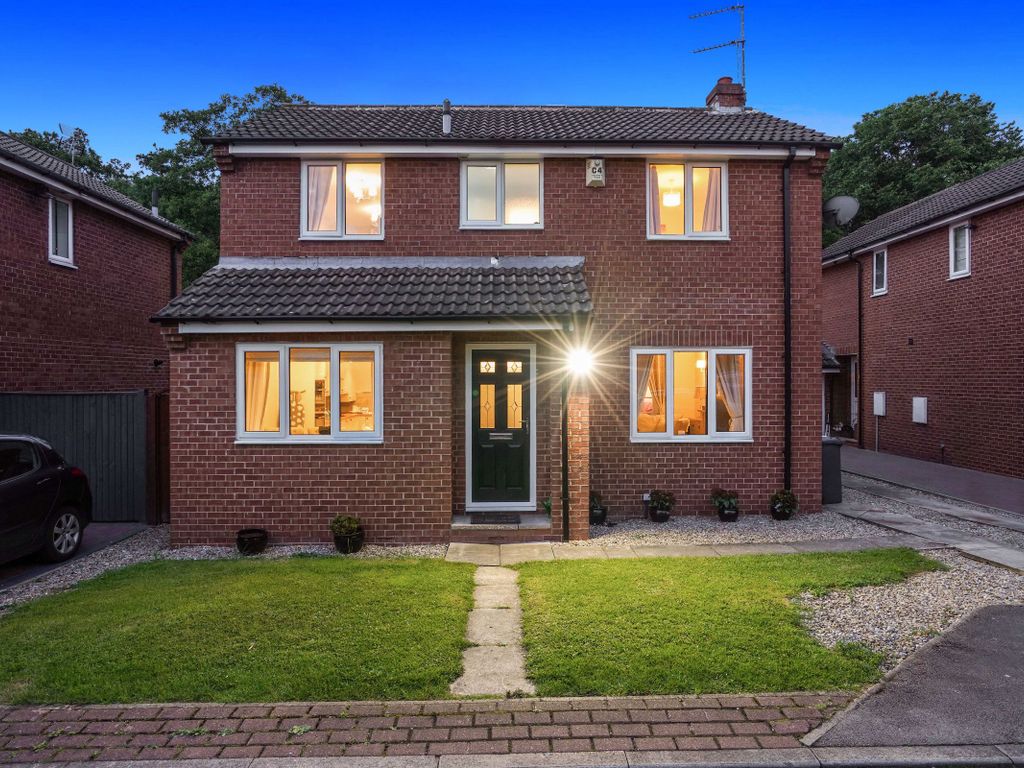 3 bed detached house for sale in Bankfield, Bardsey LS17, £375,000