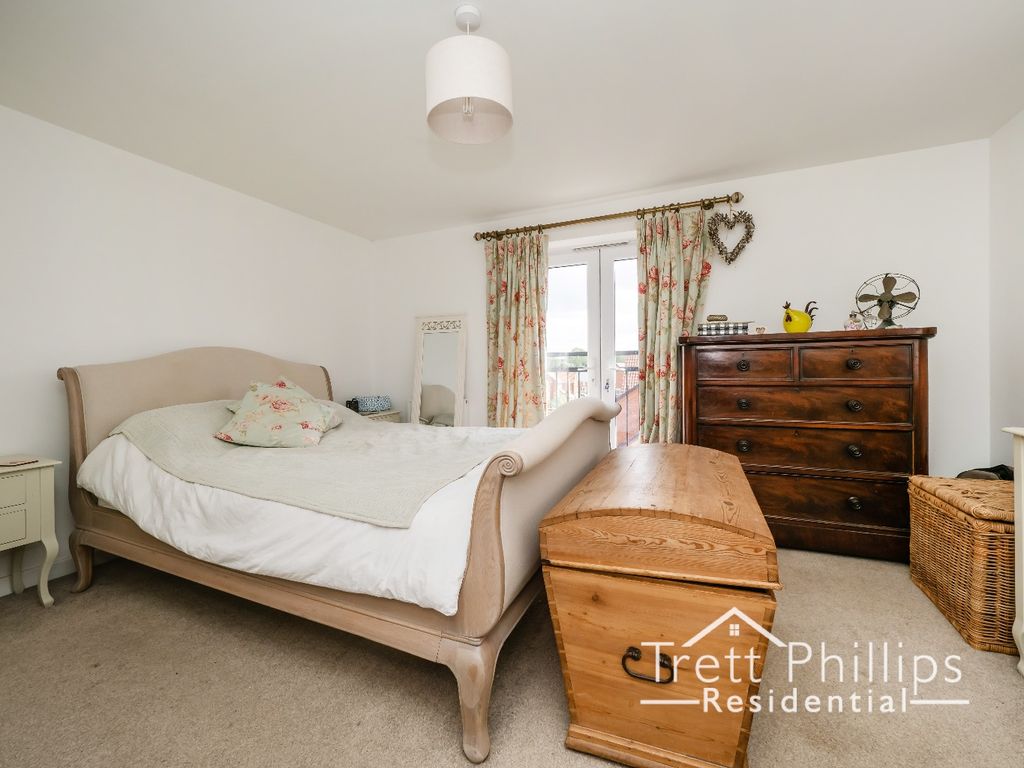 4 bed semi-detached house for sale in Prospect Drive, Aylsham, Norwich, Norfolk NR11, £375,000