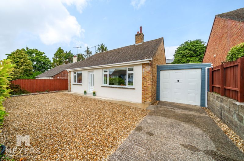 2 bed bungalow for sale in West Mills Road, Dorchester DT1, £425,000