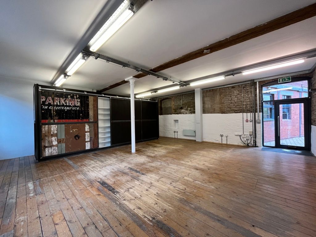Office to let in Unit 1.8, Paintworks, Arnos Vale, Bristol, City Of Bristol BS4, £22,925 pa