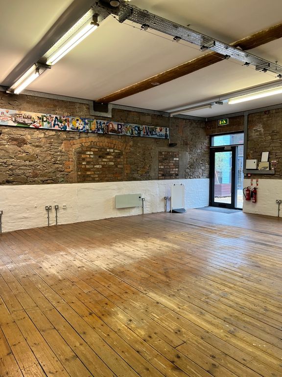 Office to let in Unit 1.8, Paintworks, Arnos Vale, Bristol, City Of Bristol BS4, £22,925 pa
