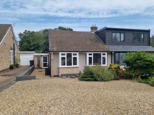 2 bed bungalow for sale in Pie Corner, Sywell, Northampton NN6, £345,000