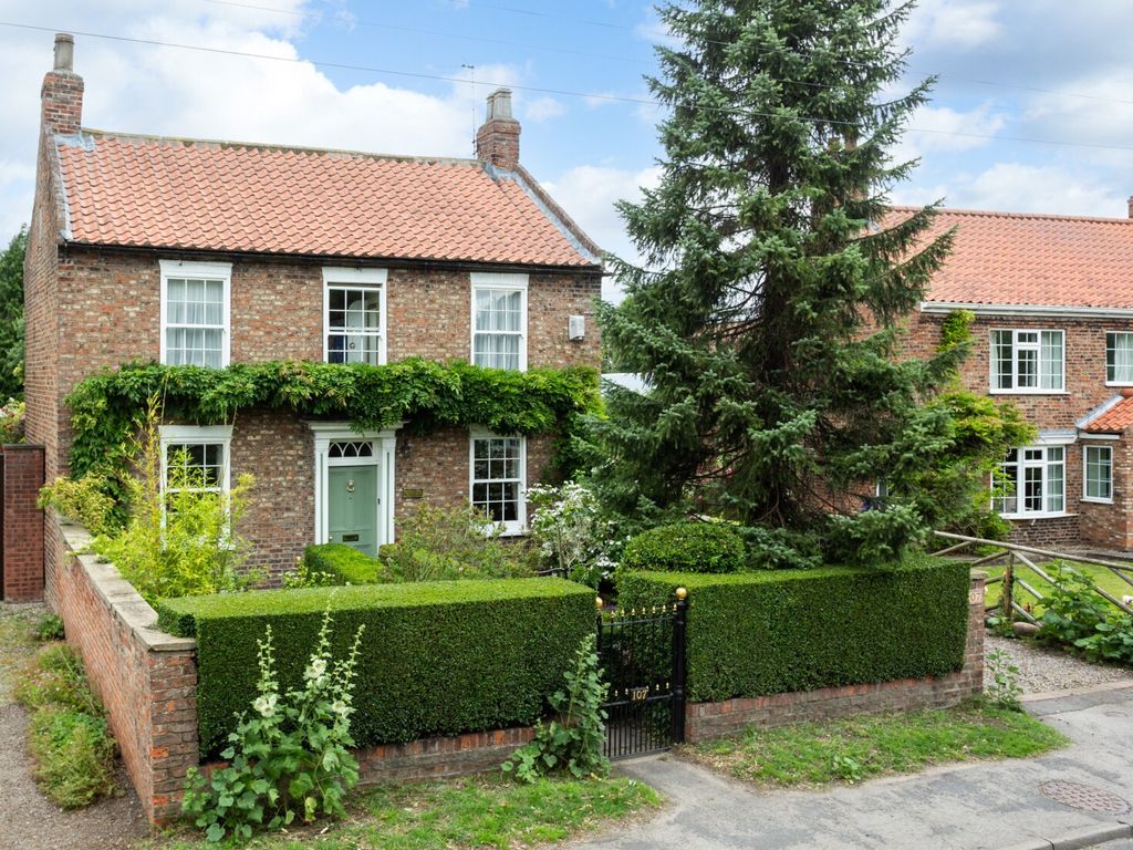 4 bed detached house for sale in The Village, Stockton On The Forest, York, North Yorkshire YO32, £800,000