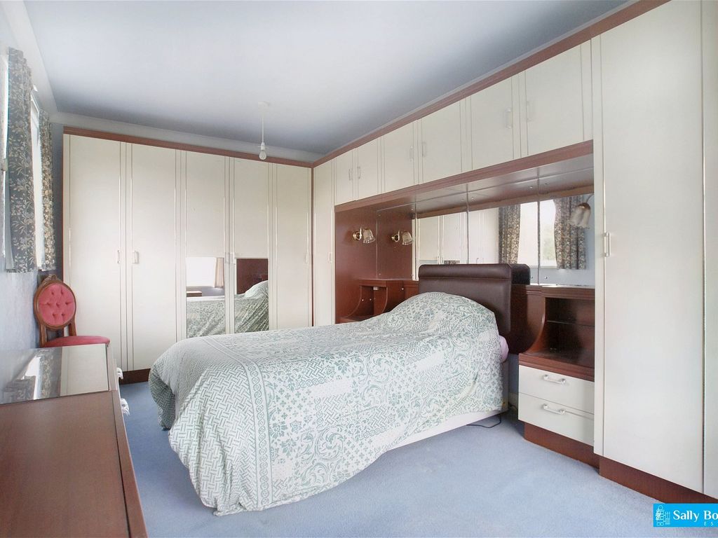 3 bed bungalow for sale in Oakerthorpe Road, Bolehill, Matlock DE4, £475,000
