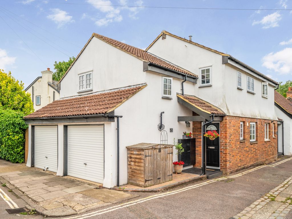 3 bed terraced house for sale in School Lane, Hampton Wick KT1, £950,000