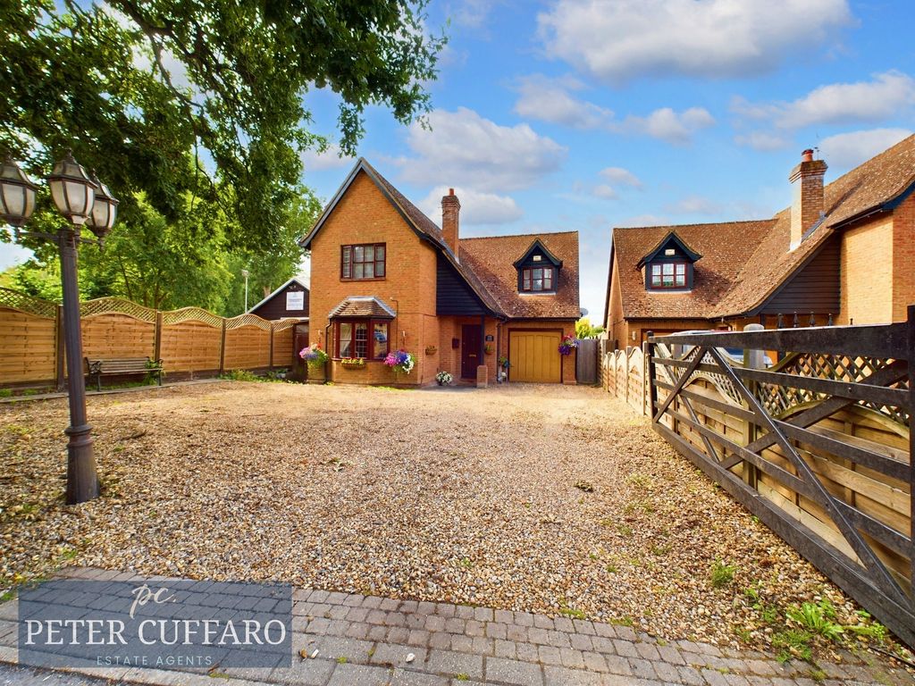 4 bed detached house for sale in Marsh Lane, Stanstead Abbotts SG12, £759,995