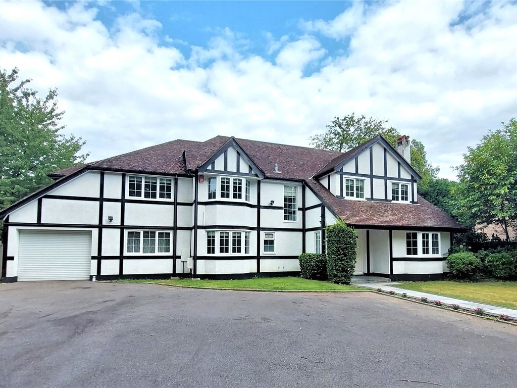 7 bed detached house to rent in Fairmile Lane, Cobham, Surrey KT11, £6,000 pcm