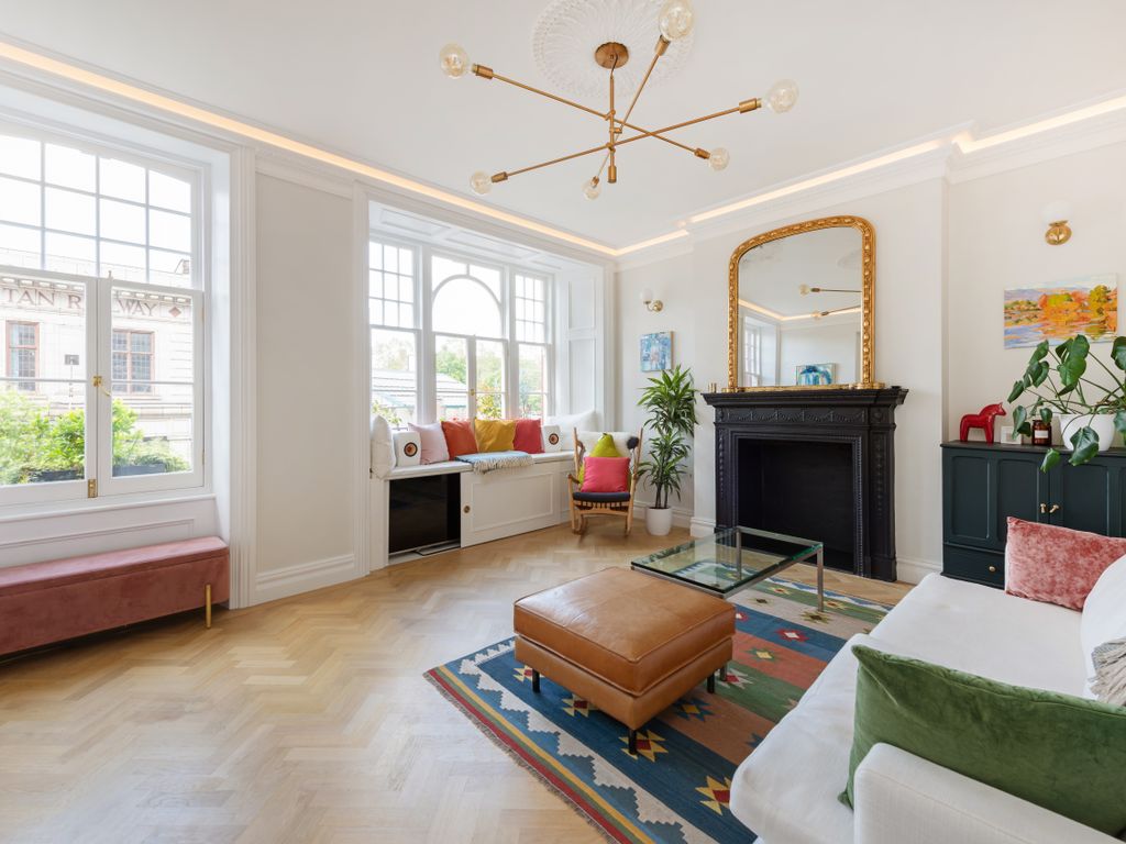 3 bed flat for sale in Chapel Street, London NW1, £1,795,000