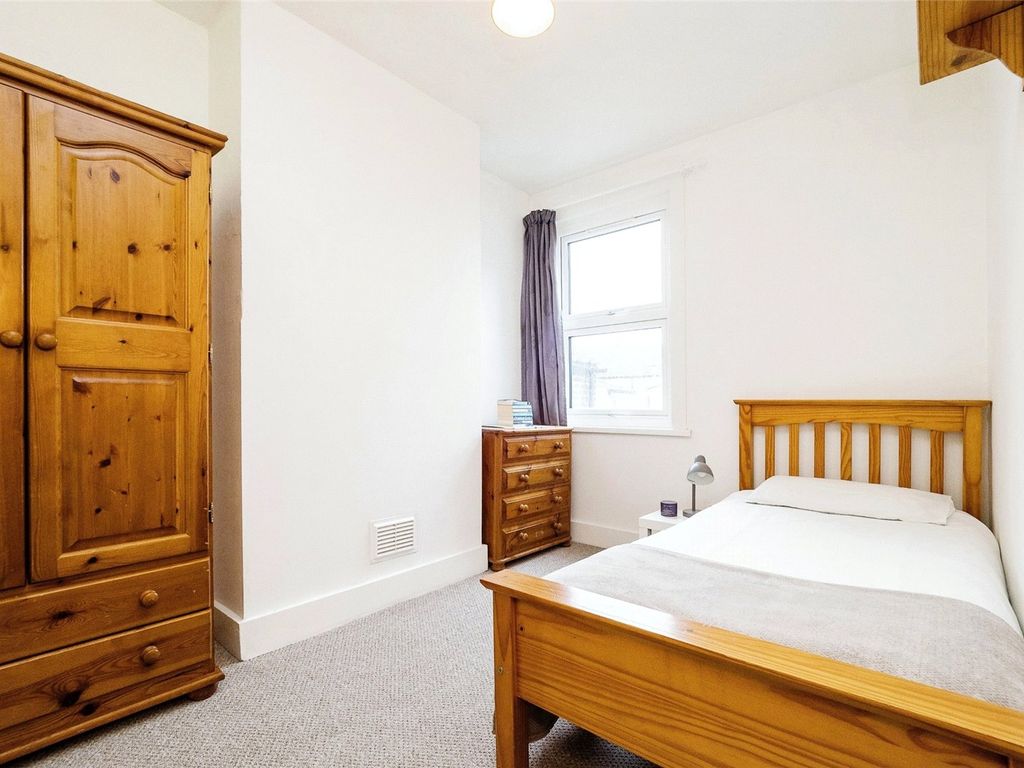 2 bed terraced house for sale in Ranelagh Road, Stratford E15, £425,000