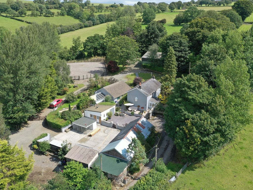 5 bed detached house for sale in Llanllwni, Pencader, Carmarthenshire. SA40, £750,000
