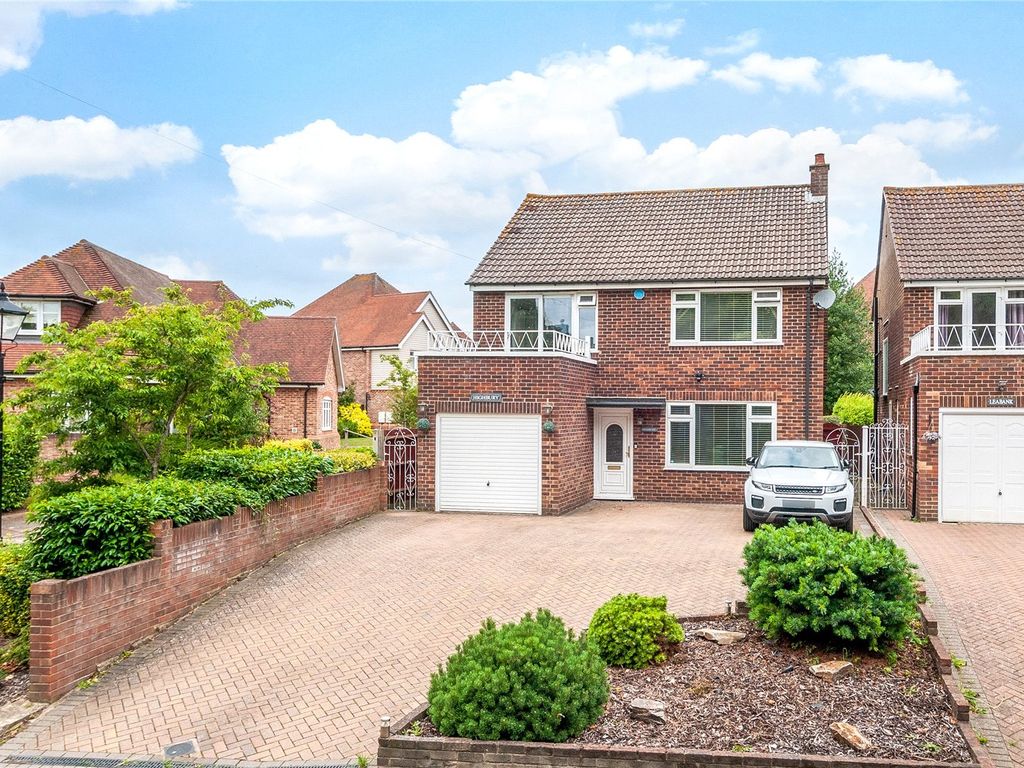 4 bed detached house for sale in Chelsfield Lane, Orpington BR6, £700,000