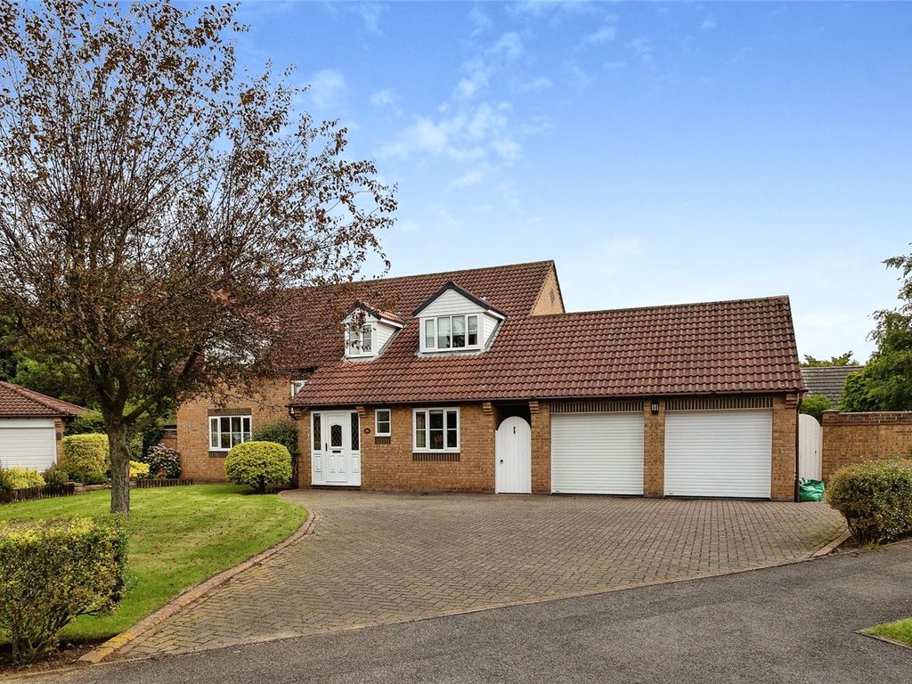 4 bed detached house for sale in Hemingford Gardens, Yarm, Durham TS15, £650,000