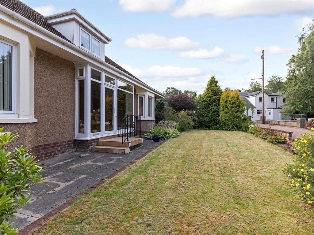 4 bed bungalow for sale in Allanshaw Gardens, Hamilton, South Lanarkshire ML3, £325,000