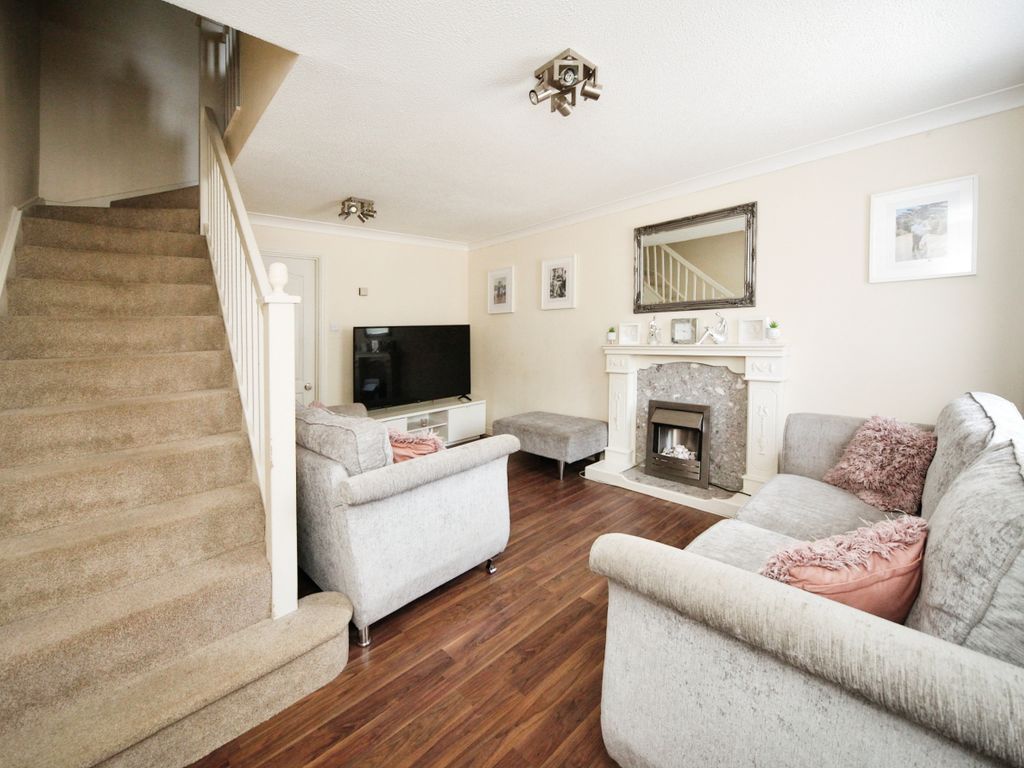 2 bed terraced house for sale in Laureate Way, Hemel Hempstead HP1, £325,000