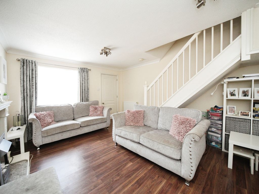 2 bed terraced house for sale in Laureate Way, Hemel Hempstead HP1, £325,000