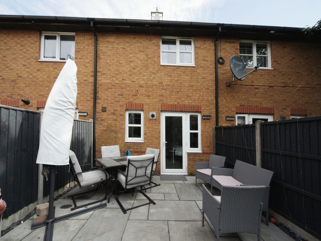 2 bed terraced house for sale in Laureate Way, Hemel Hempstead HP1, £325,000