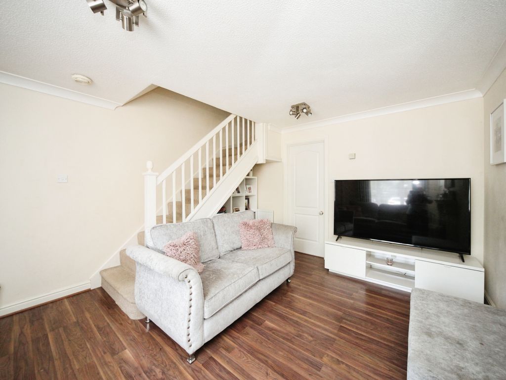 2 bed terraced house for sale in Laureate Way, Hemel Hempstead HP1, £325,000