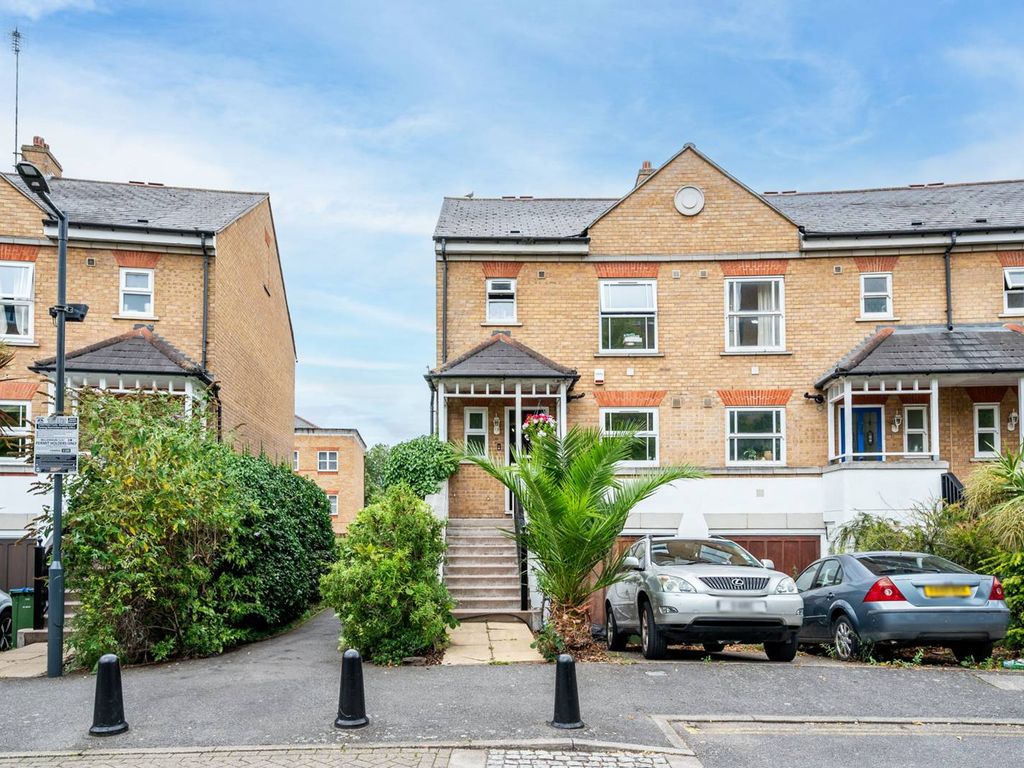 4 bed property for sale in Glaisher Street, Deptford, London SE8, £850,000