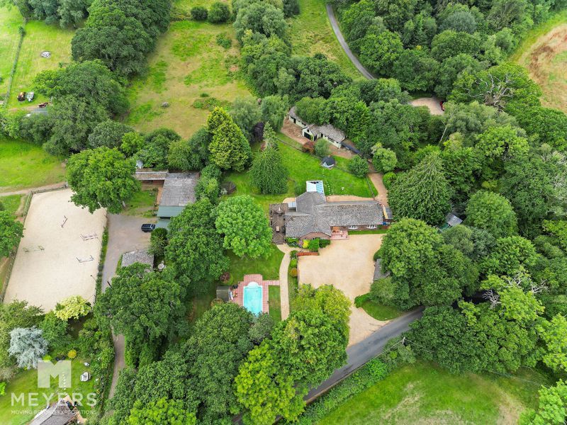 4 bed bungalow for sale in Bindon Lane, East Stoke BH20, £1,195,000