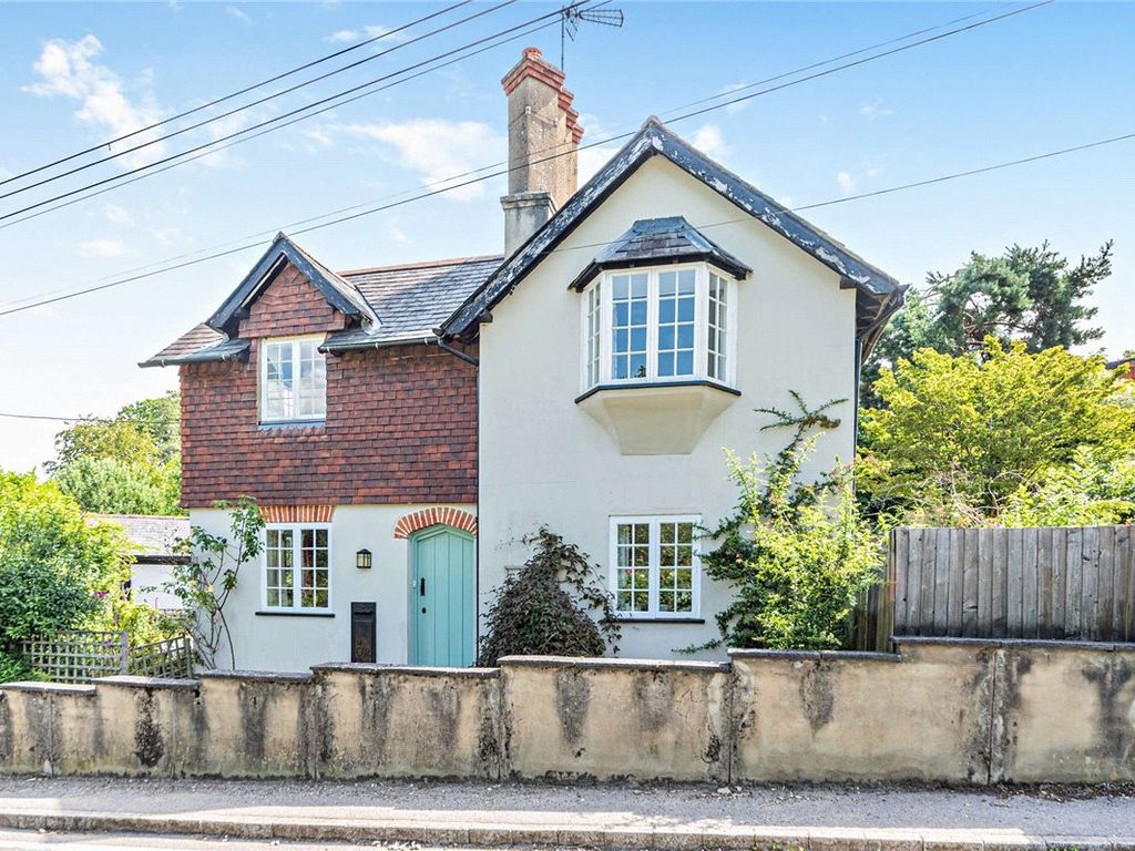 3 bed cottage for sale in Newtown, Newbury, Hampshire RG20, £600,000
