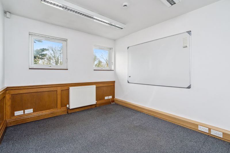 Office to let in Waterside, Chesham HP5, £20,000 pa