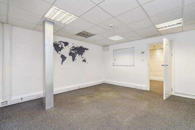 Office to let in Waterside, Chesham HP5, £20,000 pa