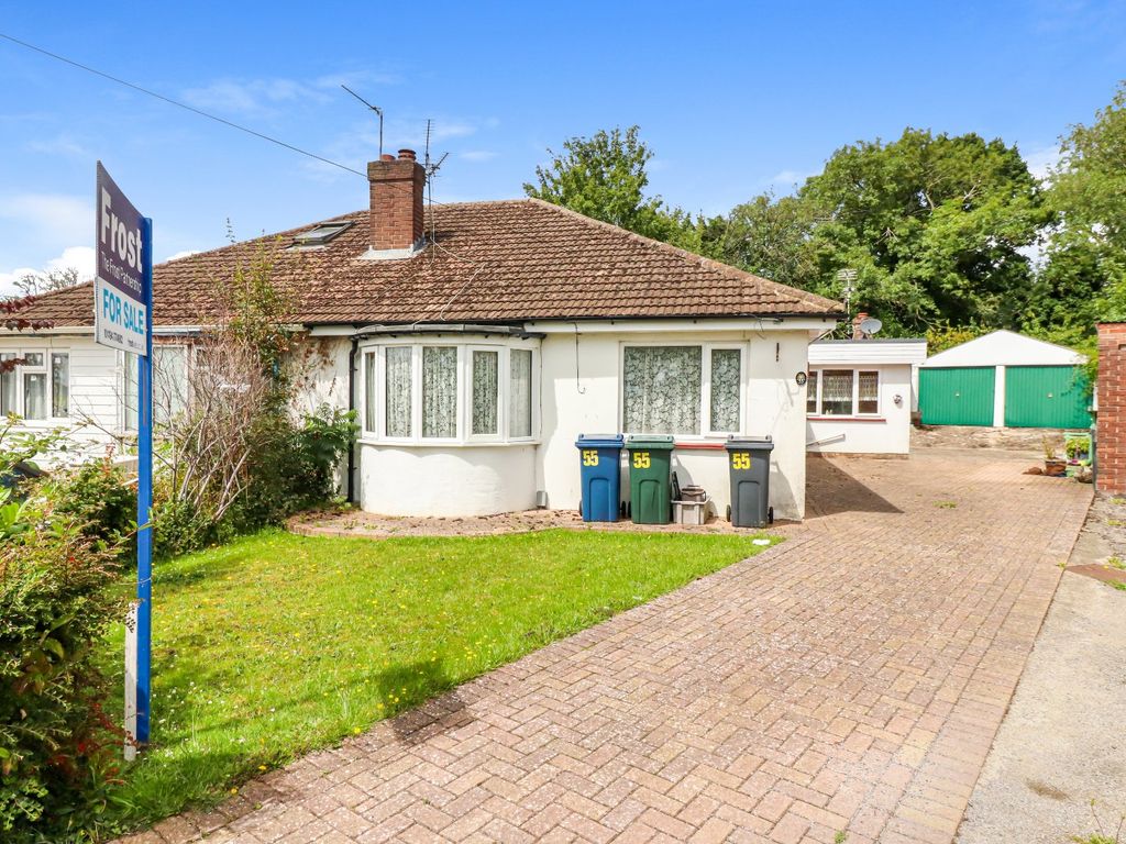 3 bed bungalow for sale in Rose Drive, Chesham, Buckinghamshire HP5, £495,000