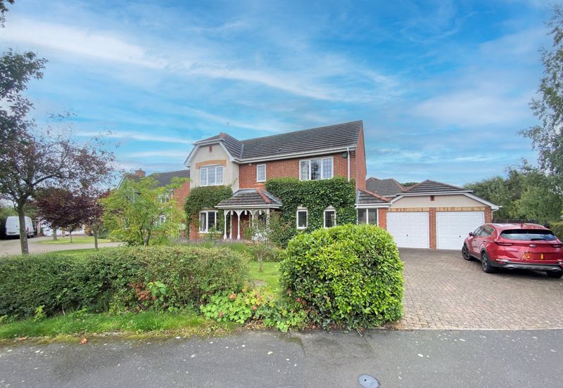 4 bed detached house for sale in Norham Drive, Morpeth NE61, £425,000