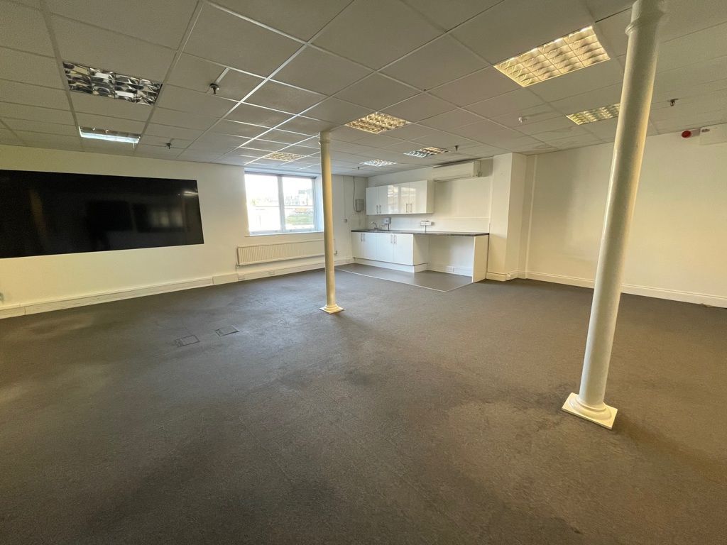 Office to let in Suite B 2nd Floor, St. Peters Quarter, Old Christchurch Road, Bournemouth BH1, £10,800 pa