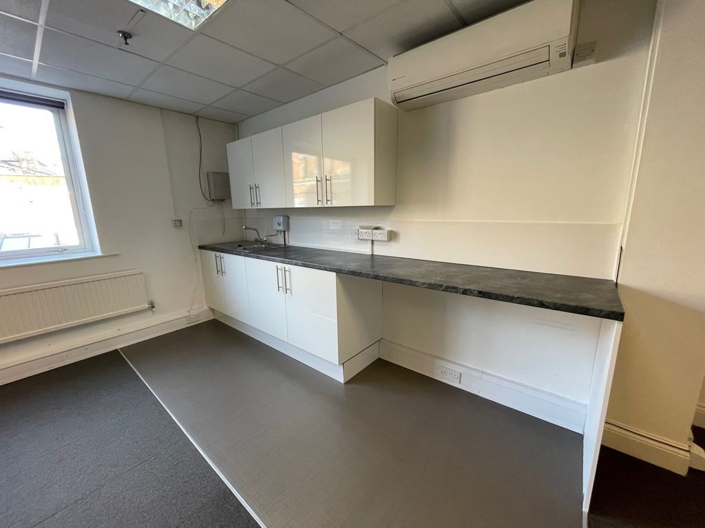 Office to let in Suite B 2nd Floor, St. Peters Quarter, Old Christchurch Road, Bournemouth BH1, £10,800 pa
