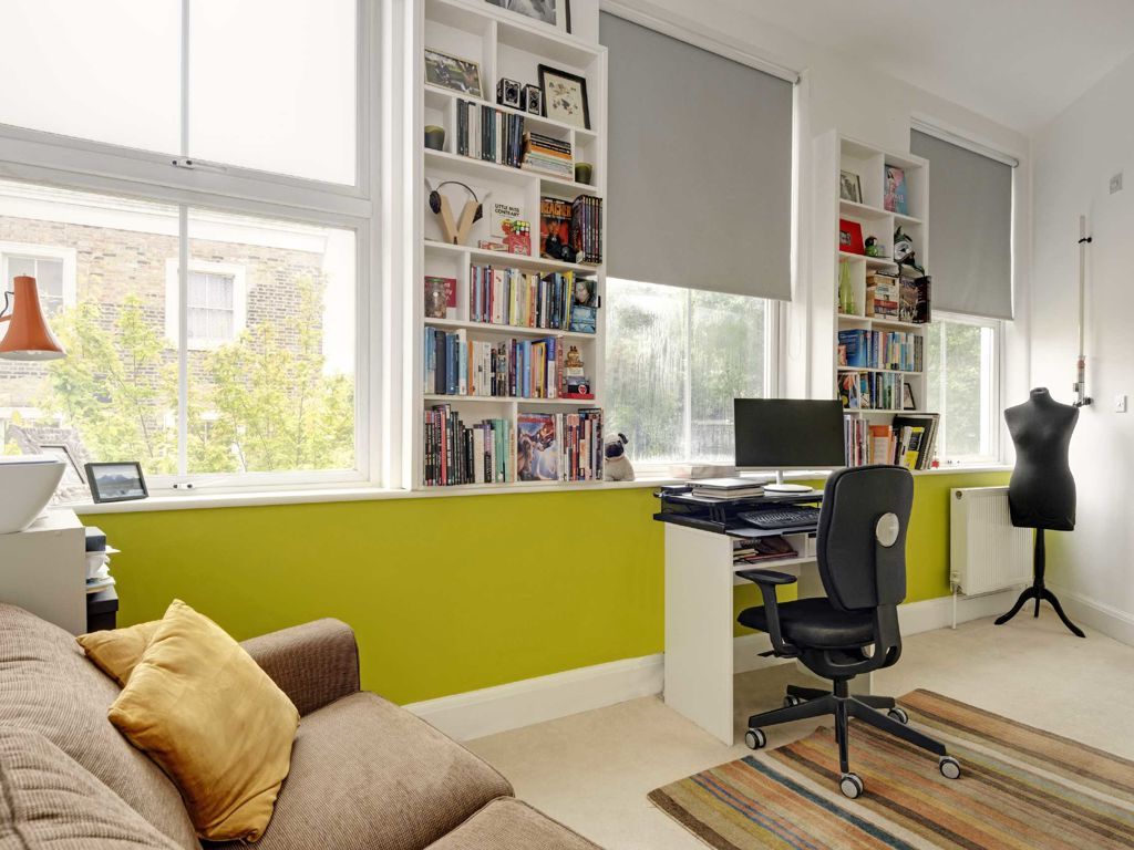 2 bed flat for sale in Grafton Road, London NW5, £500,000