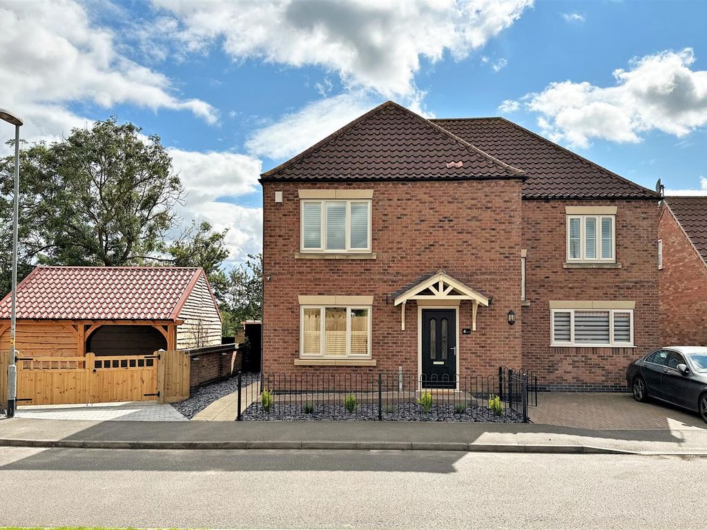 4 bed detached house for sale in Fenton Fields, Fenton, Lincoln LN1, £450,000