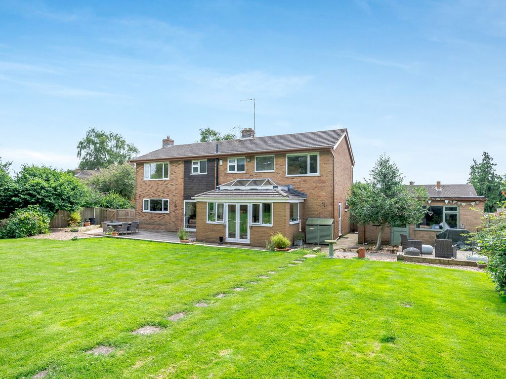 4 bed detached house for sale in Welton Park, Welton, Daventry Northamptonshire NN11, £700,000