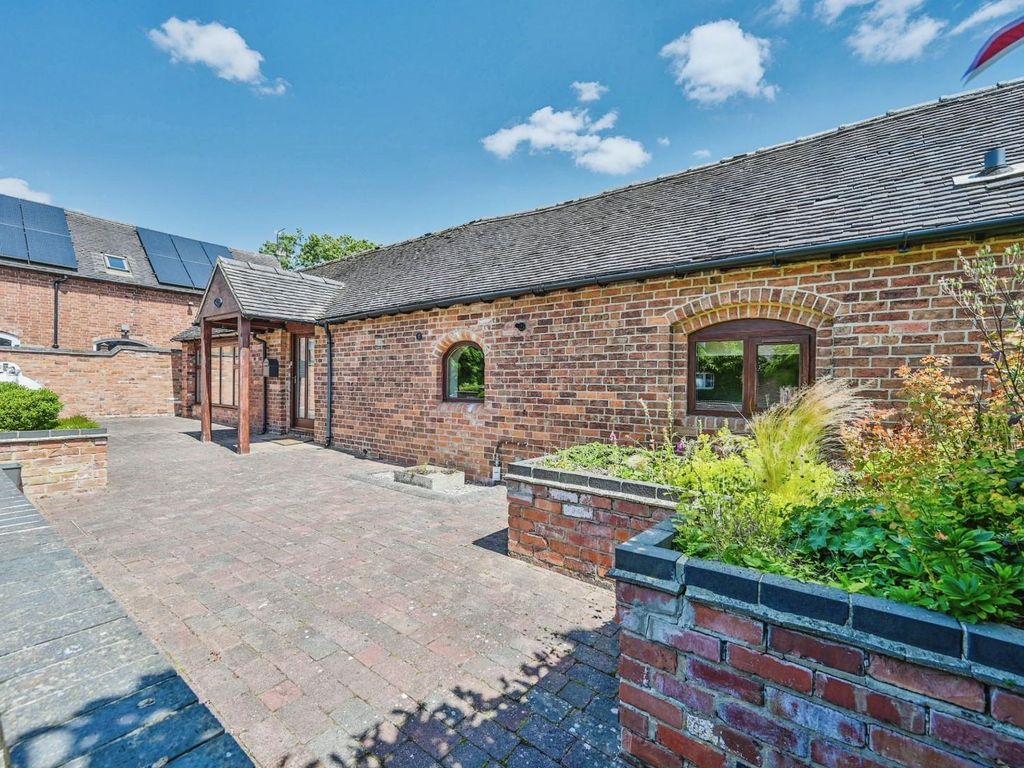 2 bed barn conversion for sale in Radmore Farm Cottage Radmore Lane, Abbots Bromley, Rugeley WS15, £370,000