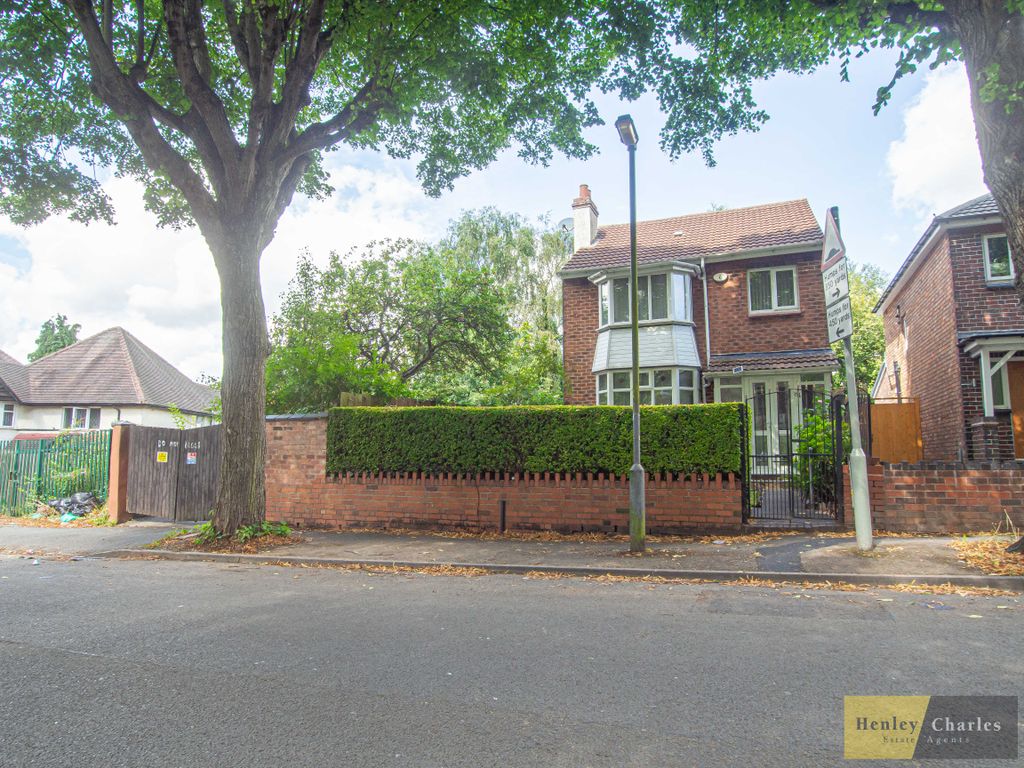 3 bed detached house for sale in Gibson Road, Handsworth, Birmingham B20, £375,000