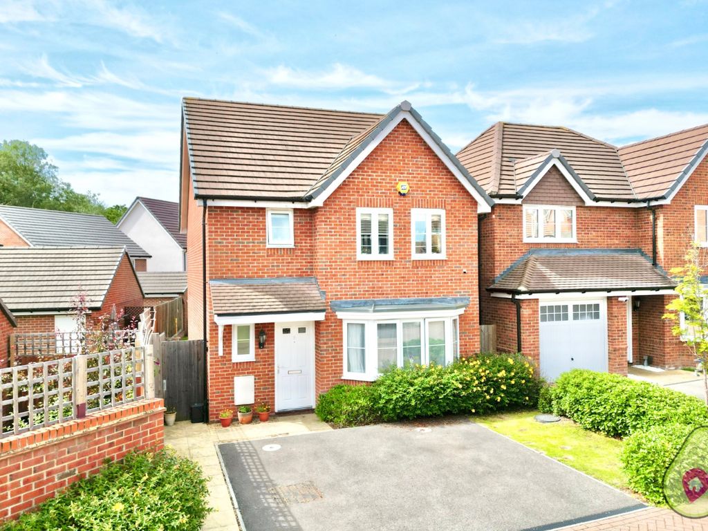3 bed detached house for sale in Bailey Mews, Shinfield, Reading RG2, £500,000