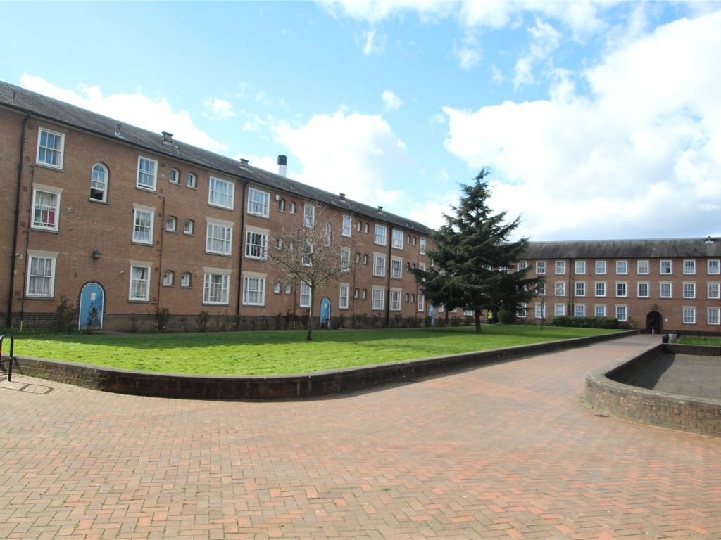 2 bed flat for sale in Fairweather House, Parkhurst Road, London N7, £485,000