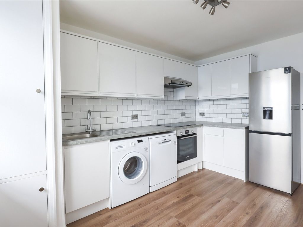 2 bed flat for sale in Fairweather House, Parkhurst Road, London N7, £485,000