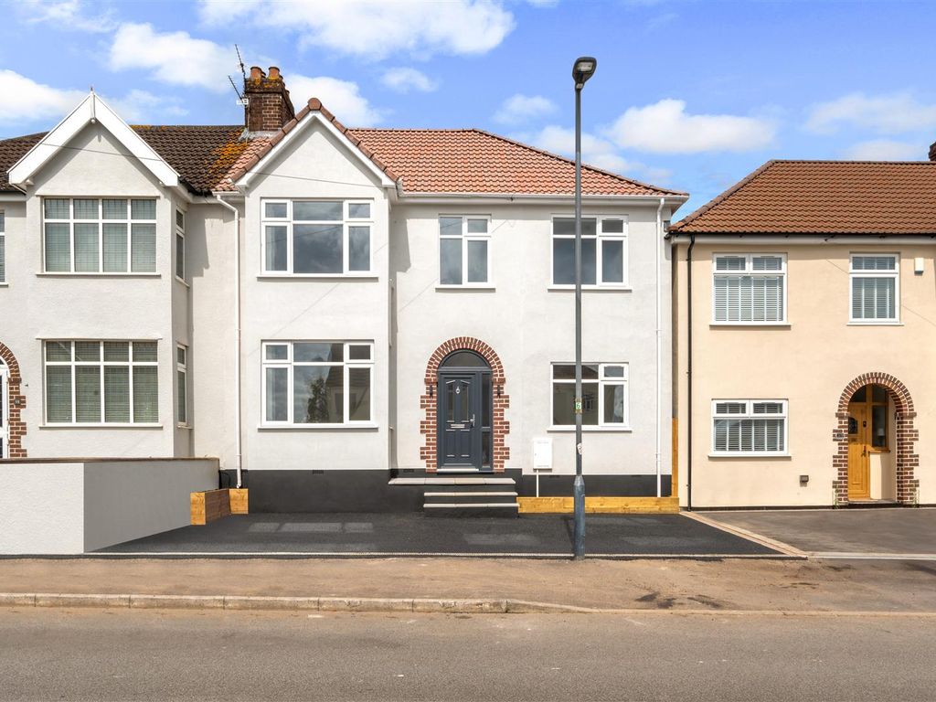 5 bed semi-detached house for sale in Central Avenue, Hanham, Bristol BS15, £615,000