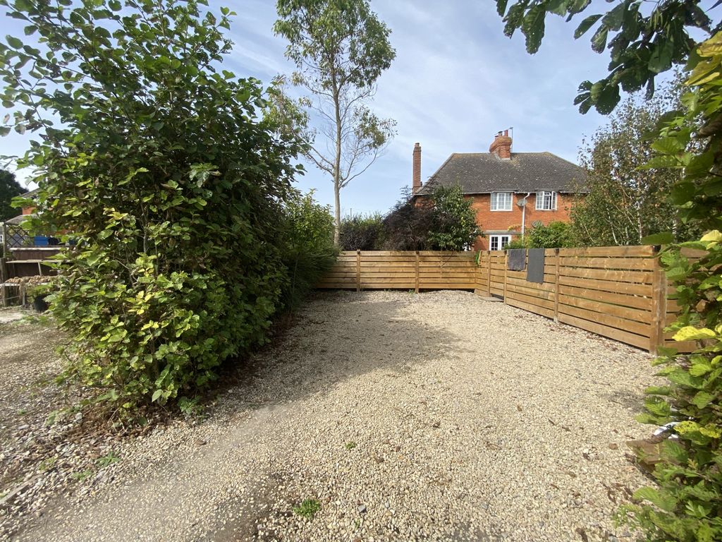3 bed semi-detached house for sale in Oxford Cottages, Alton Barnes, Marlborough SN8, £425,000