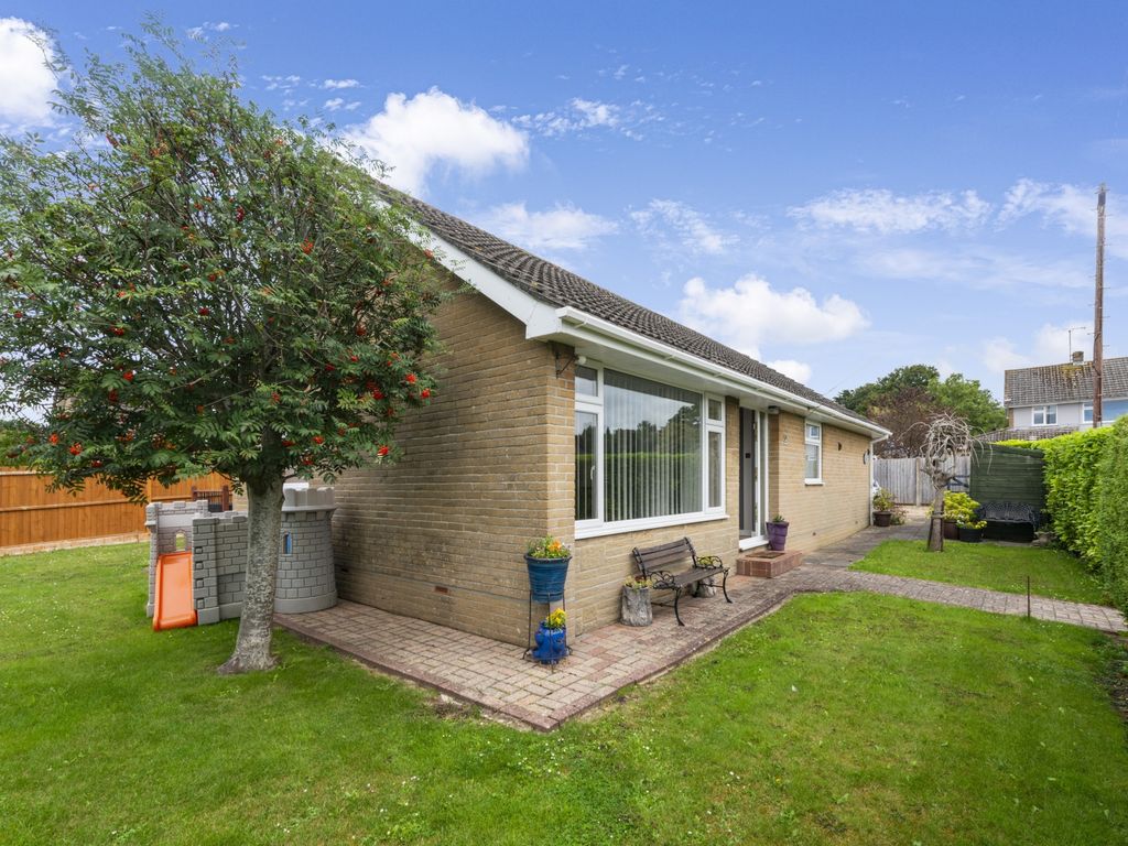 3 bed bungalow for sale in South View, Bradford Abbas DT9, £450,000