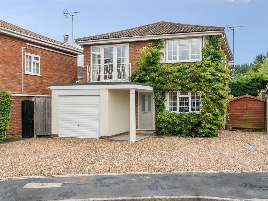 4 bed detached house for sale in St. Marys Road, Sindlesham, Wokingham, Berkshire RG41, £625,000