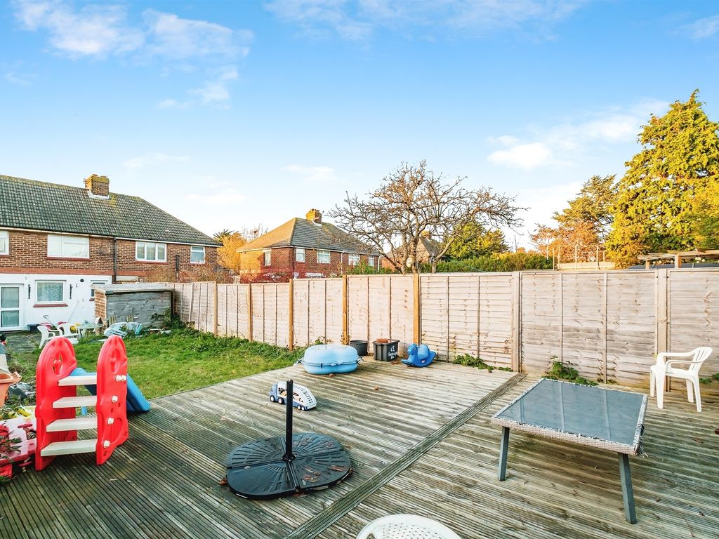 2 bed terraced house for sale in Godwin Road, Hove BN3, £350,000