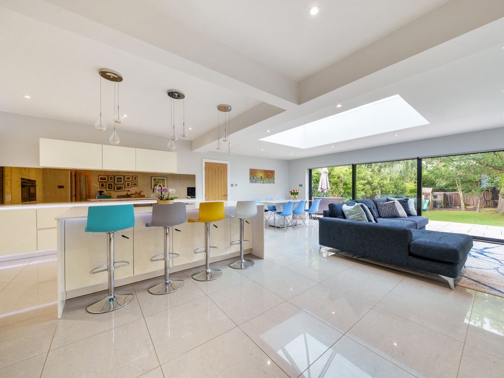 3 bed detached house for sale in Wood Ride, Petts Wood BR5, £1,250,000