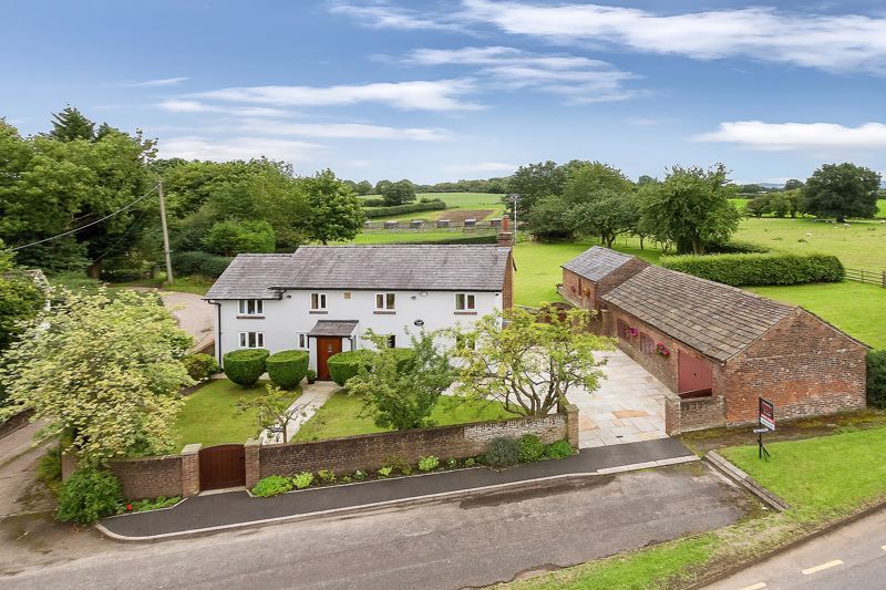 4 bed detached house for sale in Congleton Road, Gawsworth, Macclesfield SK11, £850,000