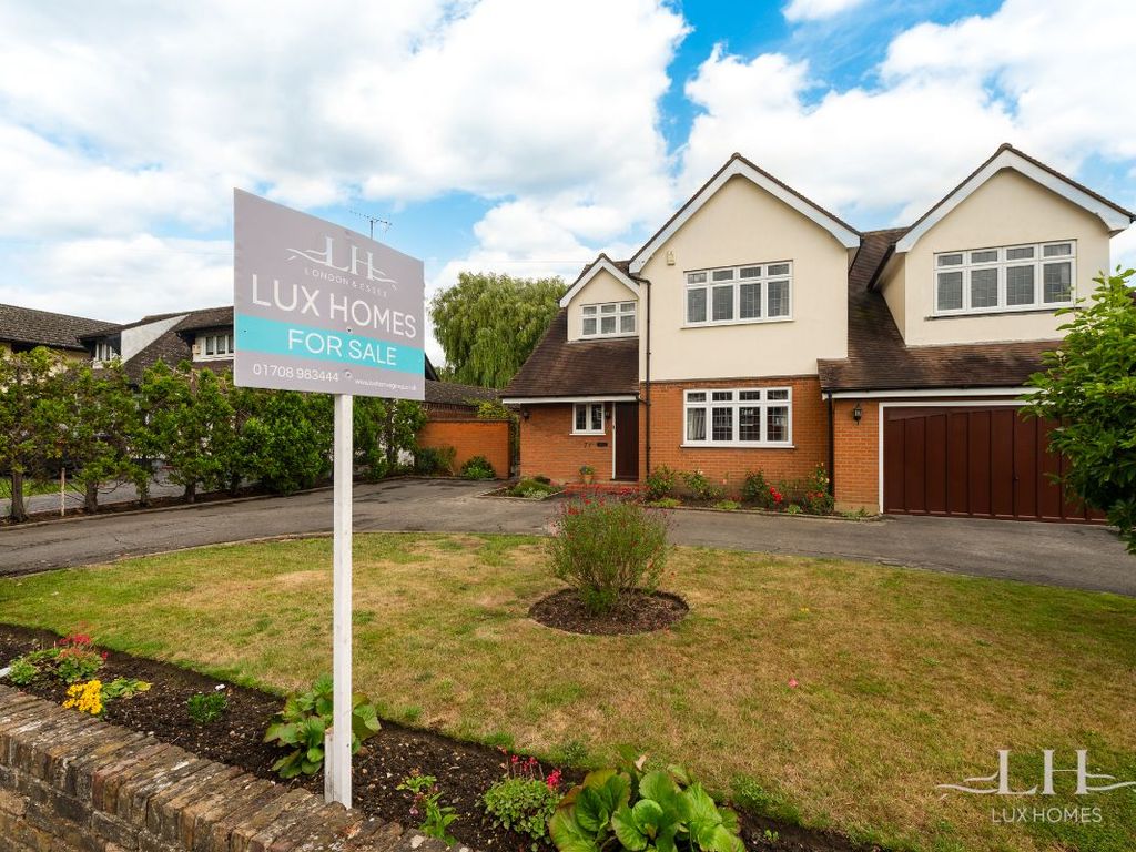 5 bed detached house for sale in Parkstone Avenue, Hornchurch RM11, £1,750,000