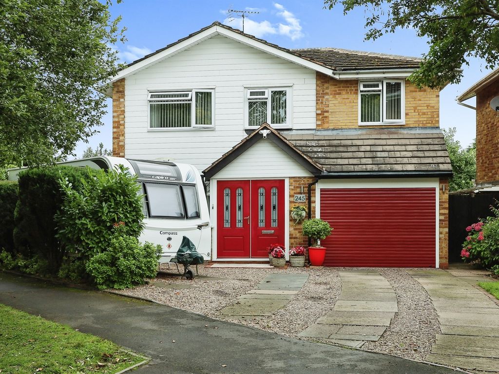 4 bed detached house for sale in Damson Lane, Solihull B92, £500,000